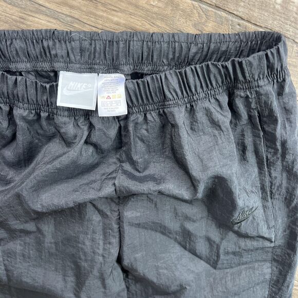 Nike Vintage 90s Track Pants Womens Siz Medium 10 12 Black Ankle Zip Windbreaker - Picture 1 of 11
